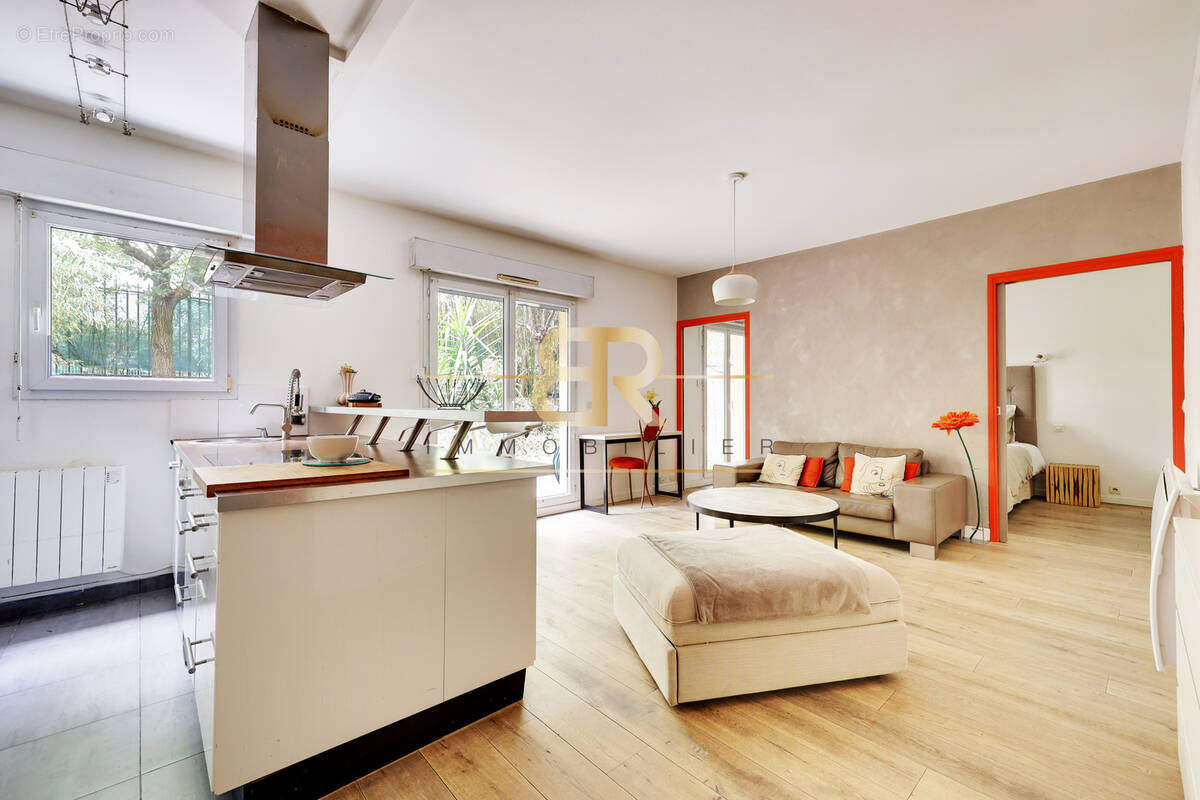 Appartement à COLOMBES