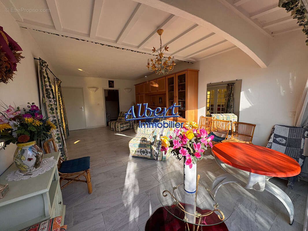 Appartement à SANARY-SUR-MER