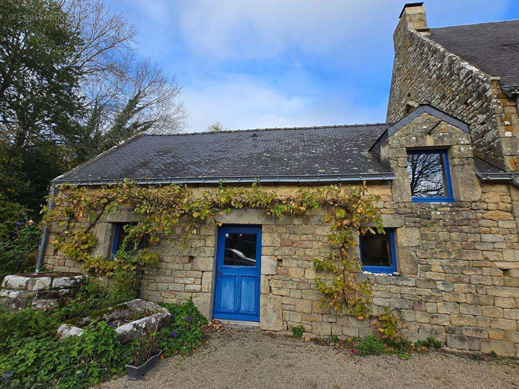 Maison à PLOUHINEC
