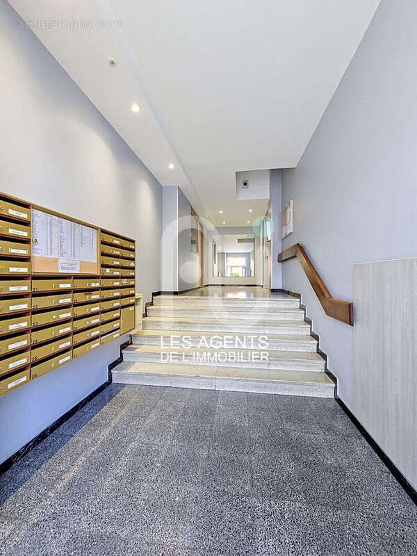 Appartement à COLOMBES