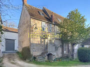 Maison à SAINT-MERY