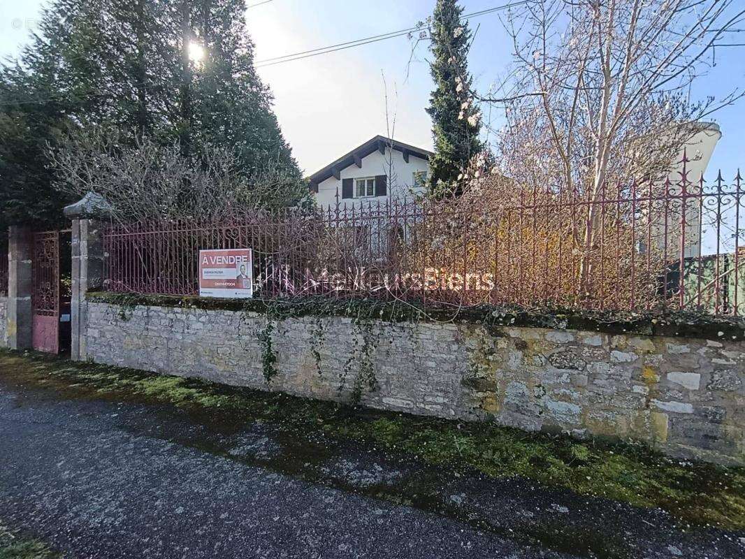 Maison à BOURBONNE-LES-BAINS