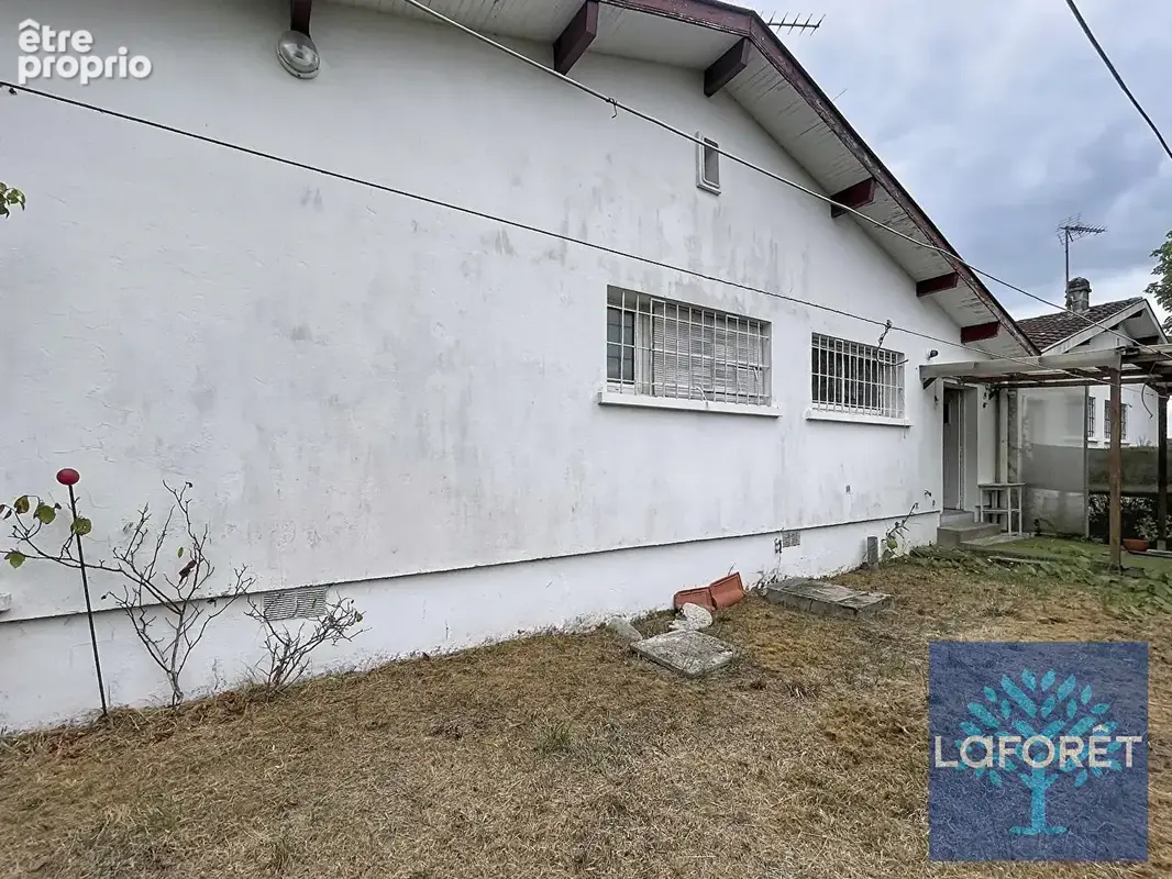 Dax - maison en retrait de la rue sur 549 m² de terrain - photo 15