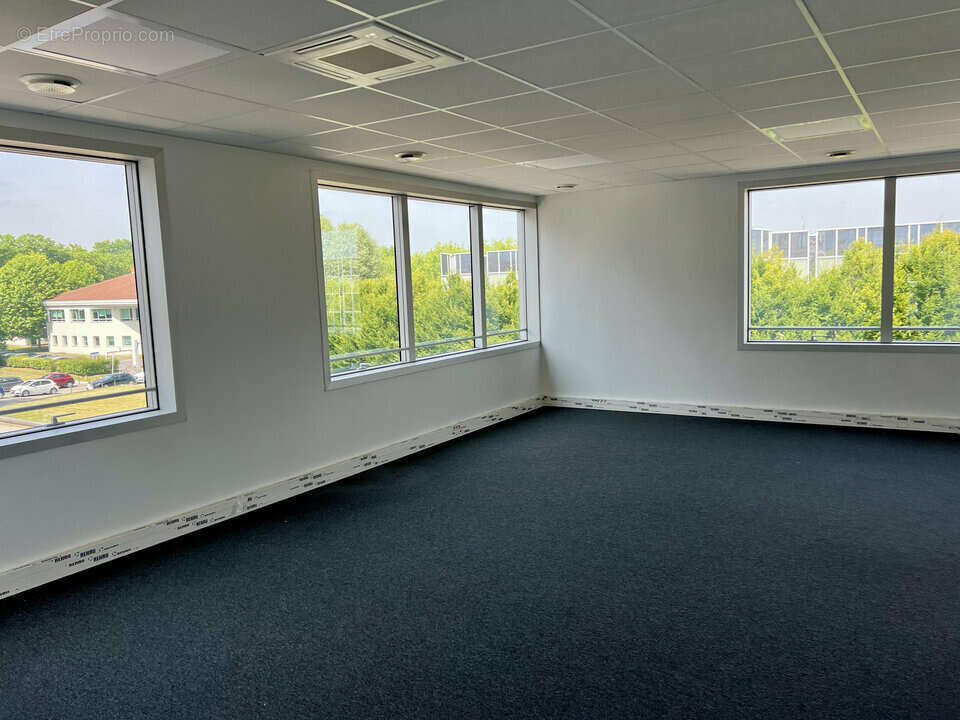 Commerce à VILLEPINTE