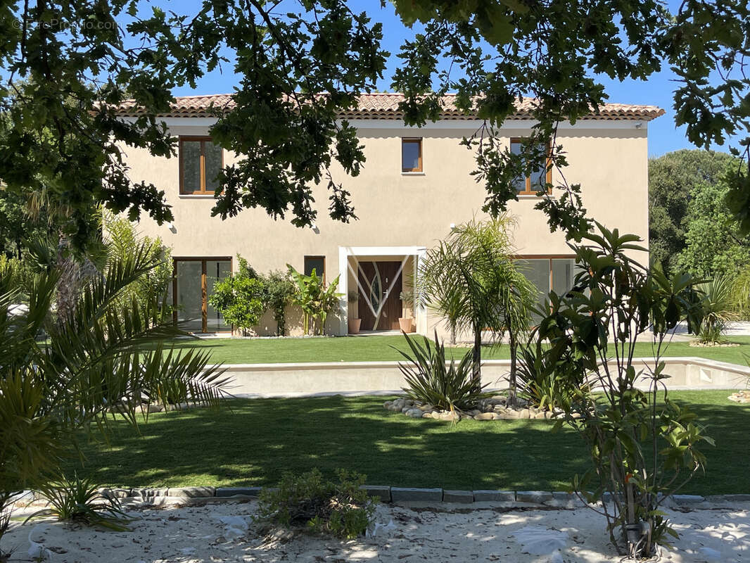 Maison à PLAN-DE-LA-TOUR