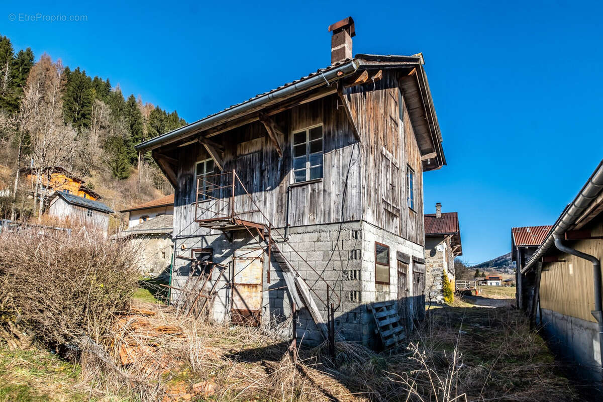 Maison à HABERE-POCHE