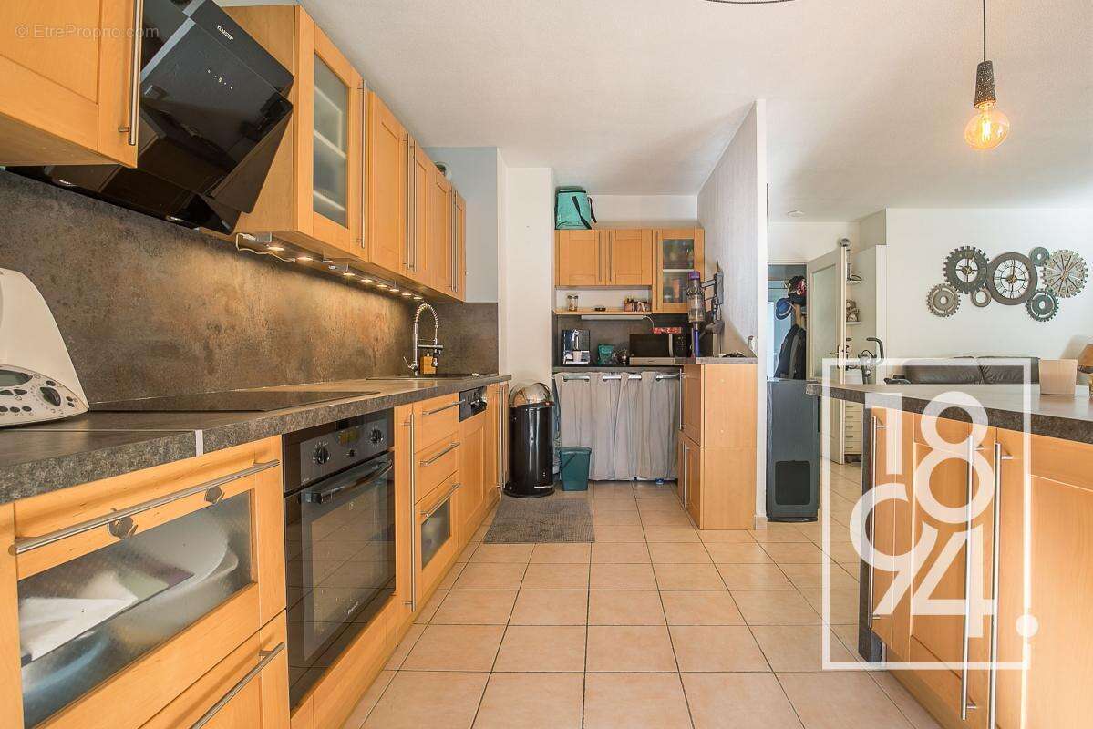 Appartement à MARSEILLE-10E