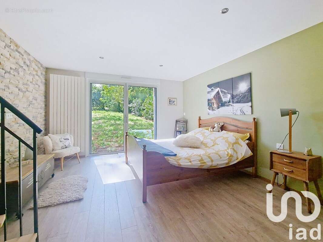 Photo 9 - Maison à SAINT-FARGEAU-PONTHIERRY