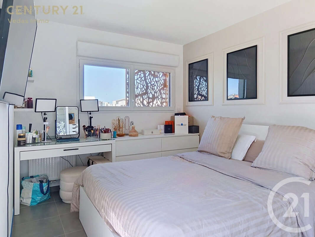 Appartement à SAINT-JEAN-DE-VEDAS