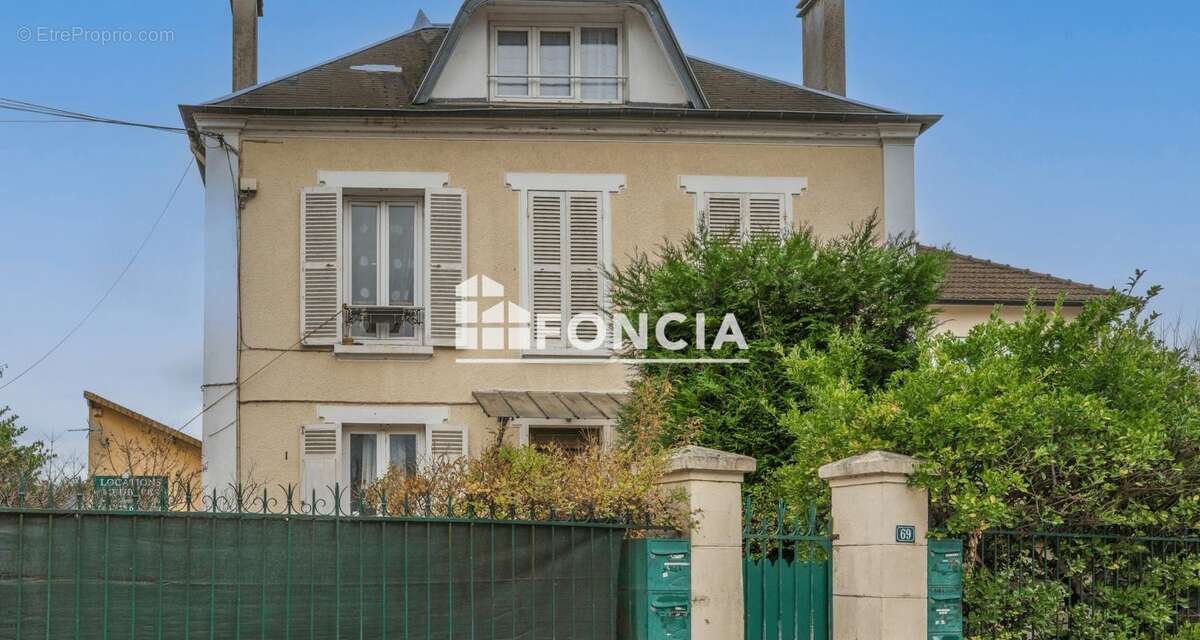 Appartement à MAISONS-LAFFITTE