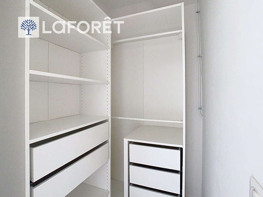 Appartement à LA VALETTE-DU-VAR