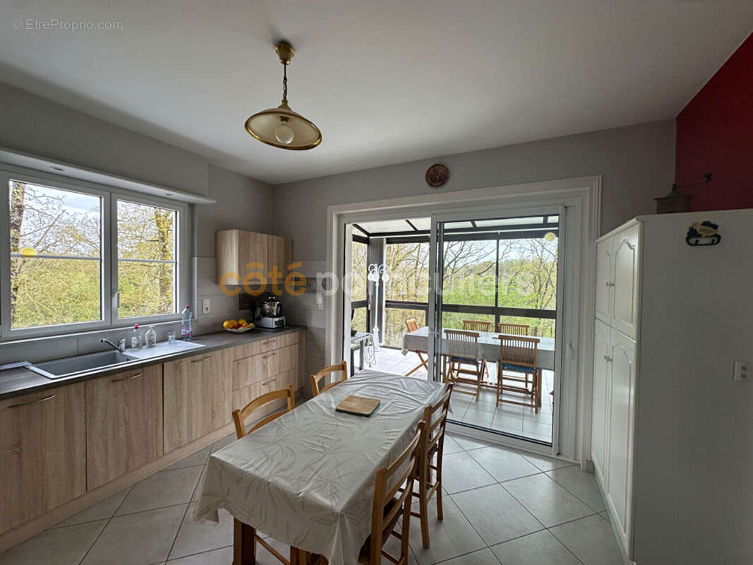 Maison à MORTAGNE-SUR-SEVRE