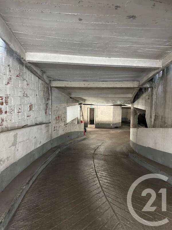 Parking à Paris-15e  - photo 2