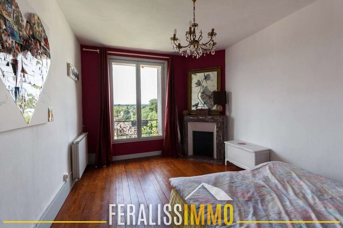 Maison à VAUX-SUR-SEINE