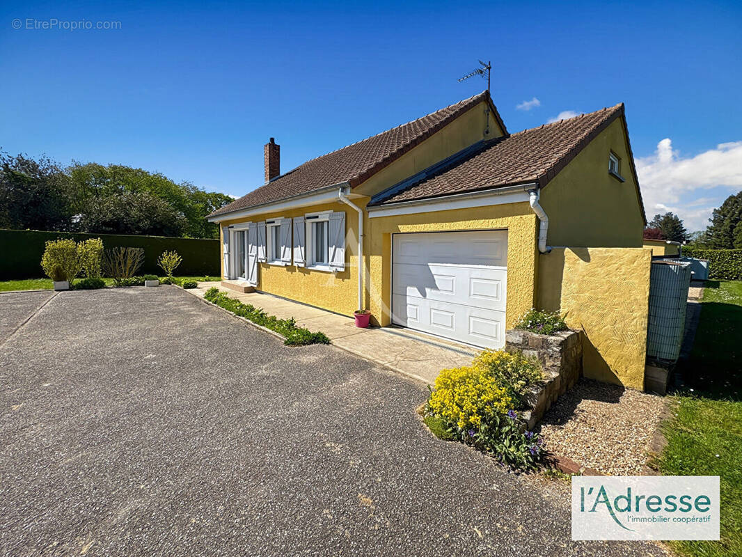 Maison à FLEURY-SUR-ANDELLE
