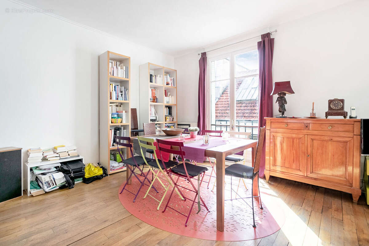 Appartement à PARIS-12E