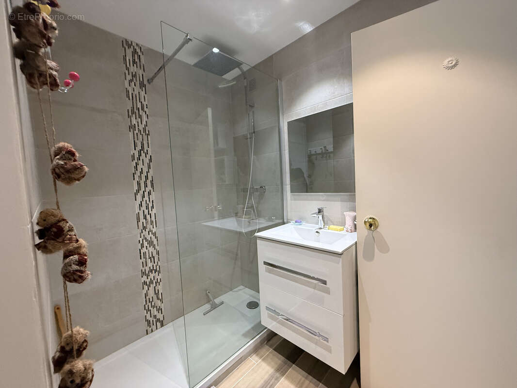 Appartement d’exception avec vue mer   Cannes, secteur Croix des Gardes - photo 7