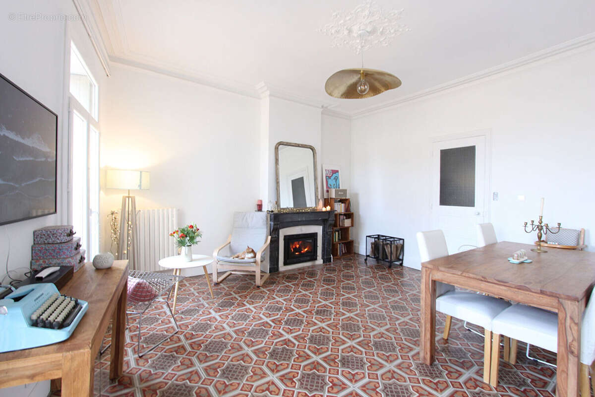 Appartement à BEZIERS