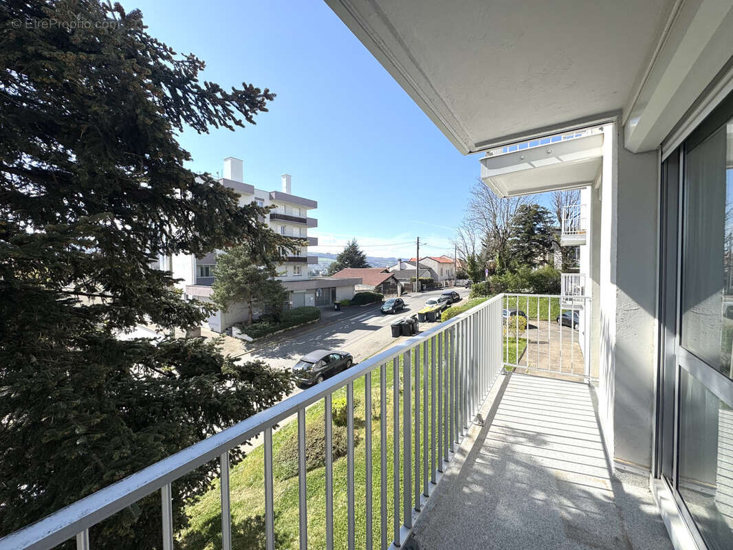 Appartement à SAINT-ETIENNE