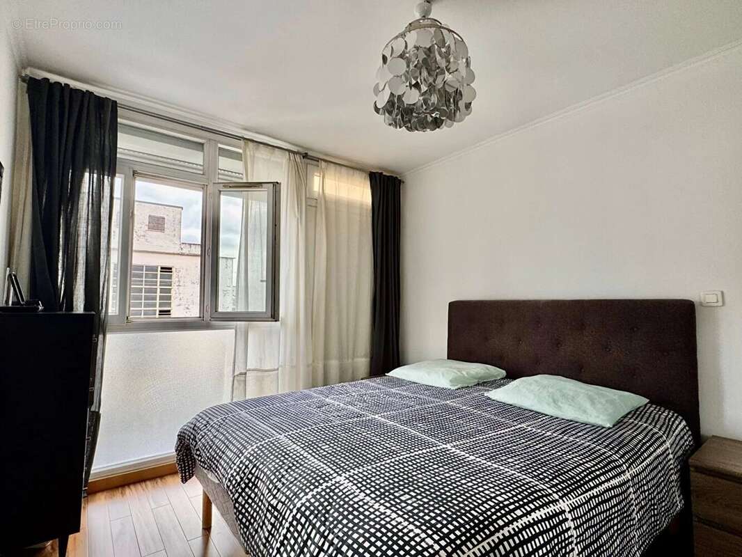 Appartement à BOIS-COLOMBES
