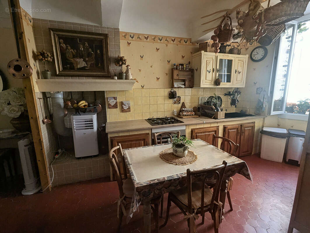 Maison à AUPS