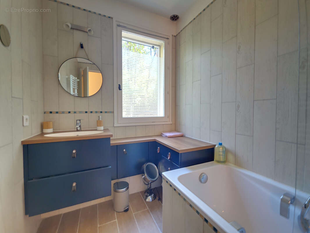 Maison à NOISY-SUR-ECOLE