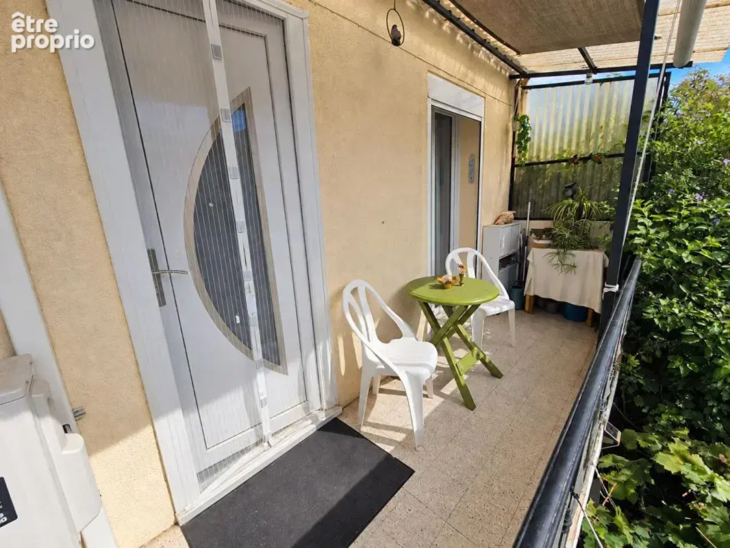 Appartement Toulon 2 pièces 41 m2 rénové, quartier Vert Coteau - photo 7
