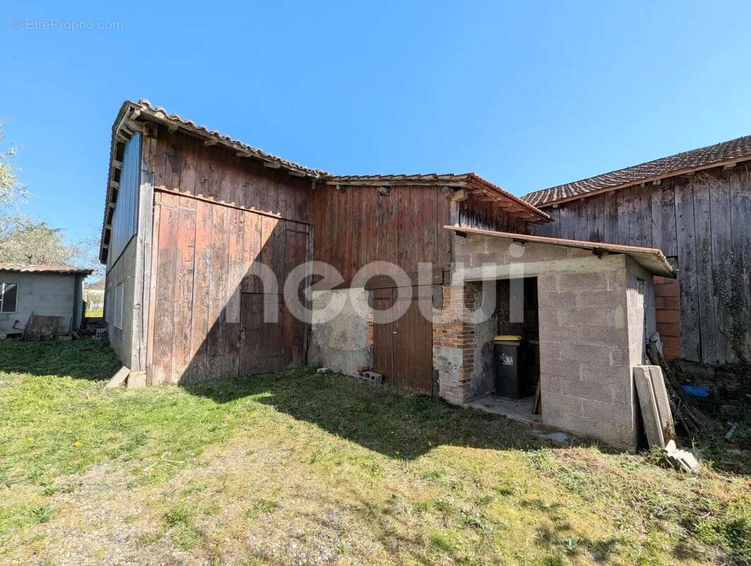 Maison à SAINT-ANDRE-LE-COQ