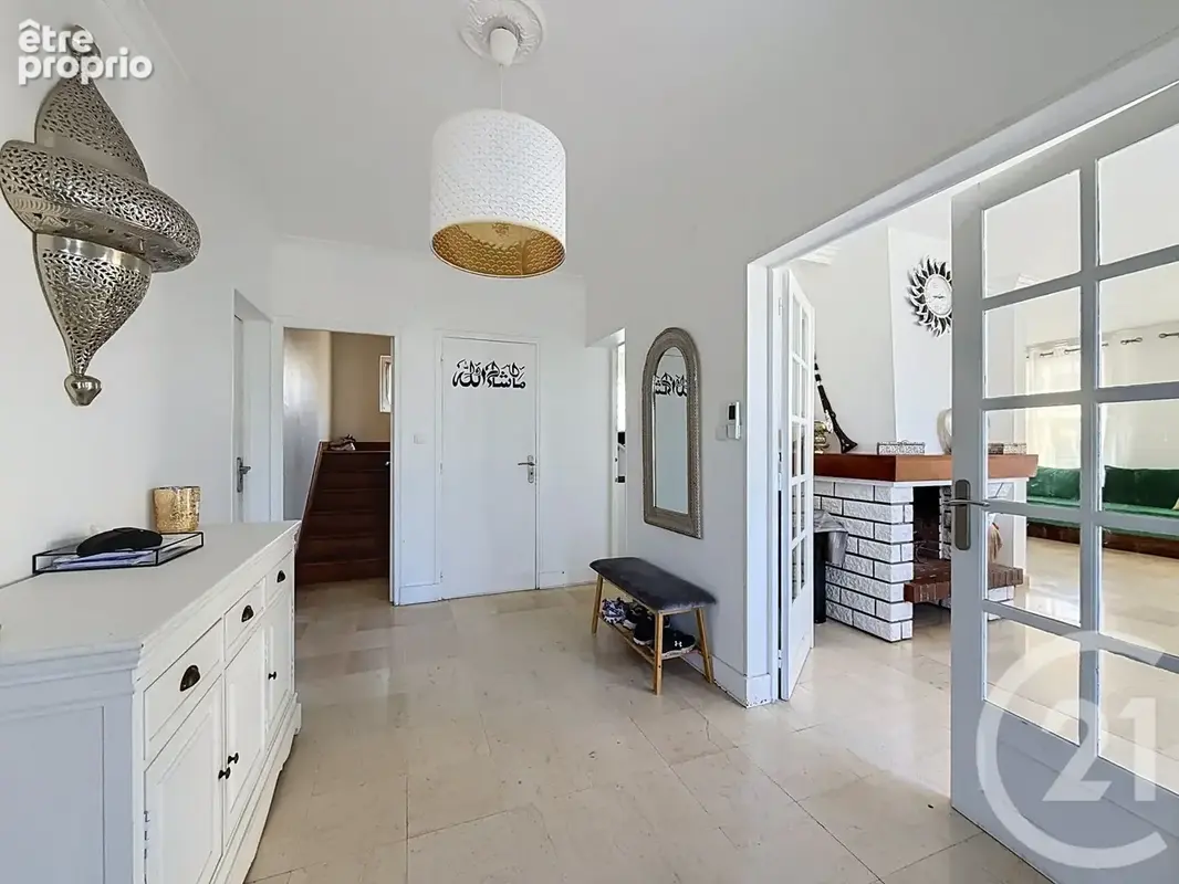 Maison 72 pièces 146 m² à vendre à Sens (89100) - photo 2