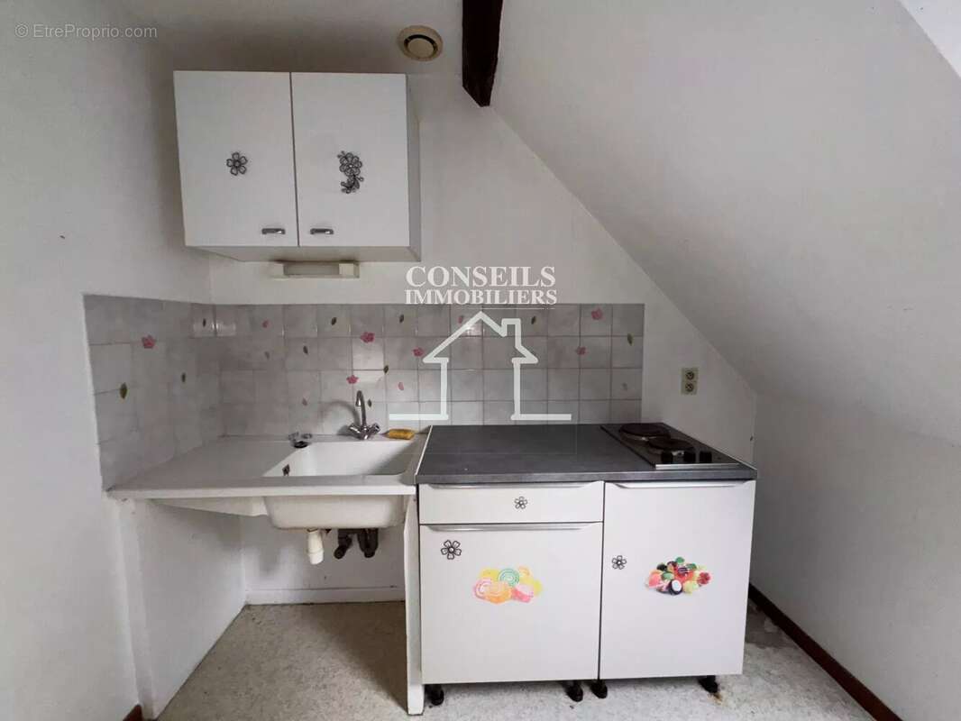 Appartement à SAINT-JULIEN-DU-SAULT