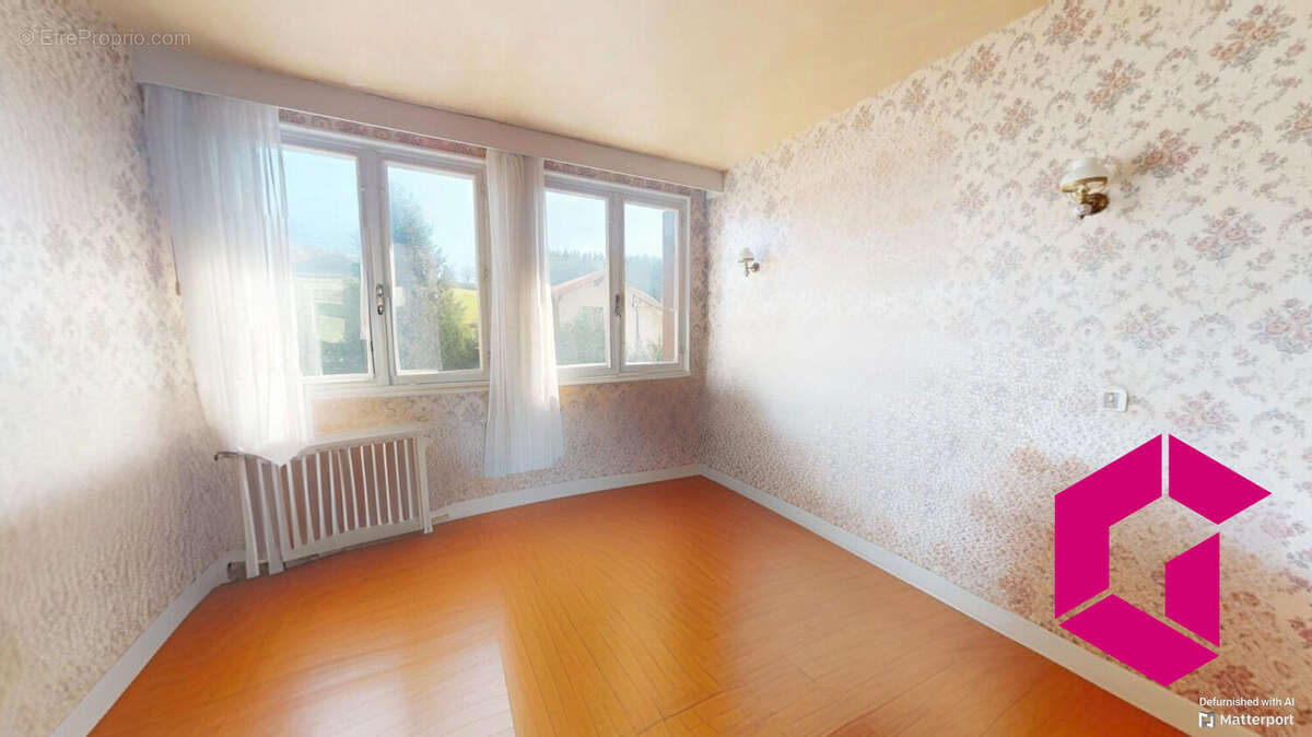 Maison à LA SEAUVE-SUR-SEMENE