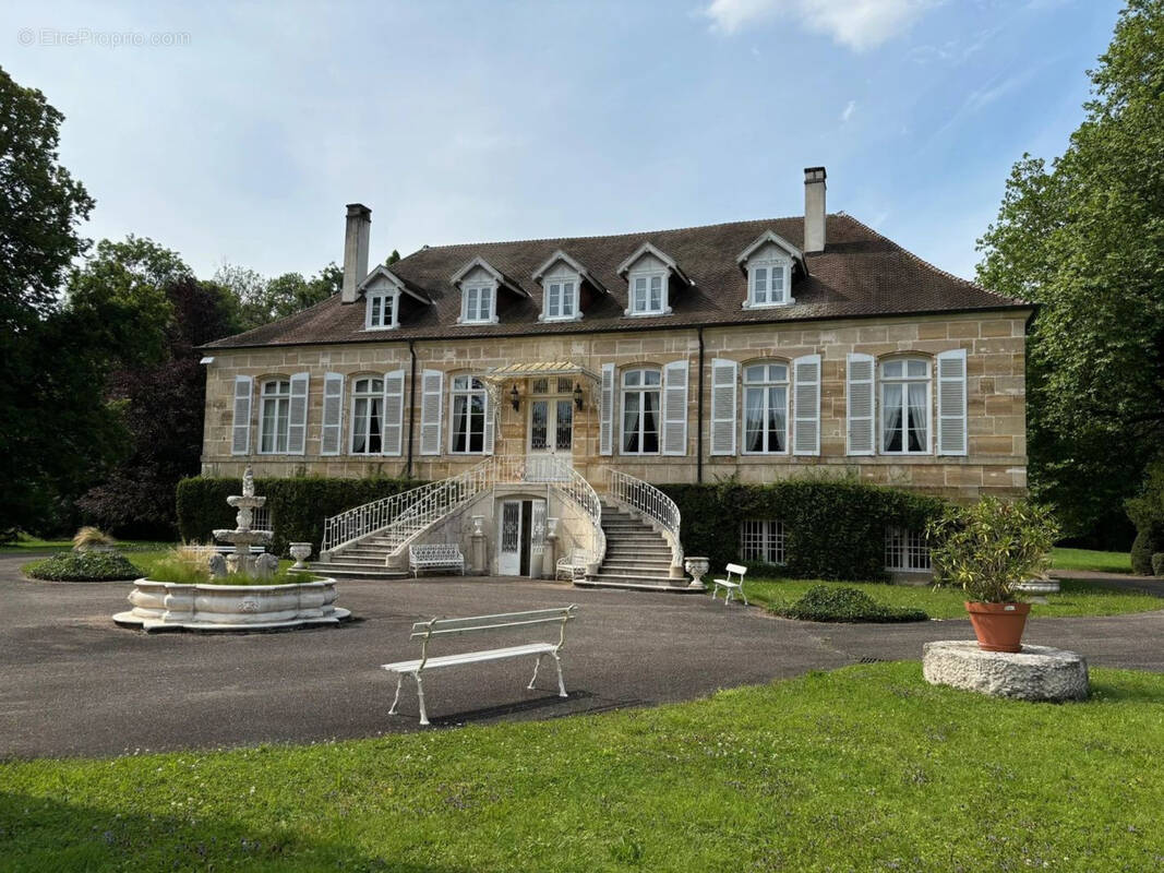 Domaine prestige sur 8,7 hectares - photo 2