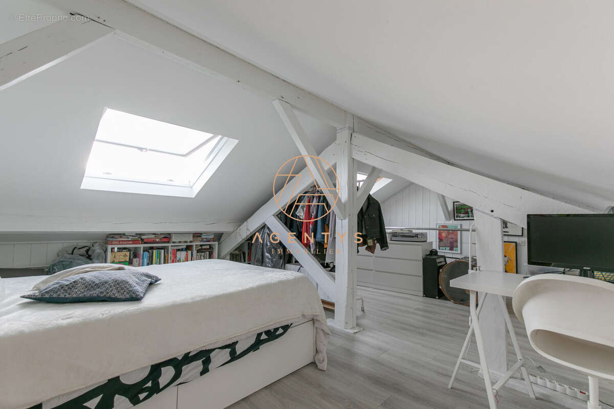 Appartement à SAINT-MAUR-DES-FOSSES