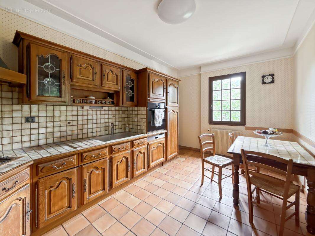 Maison à NOTRE-DAME-DE-SANILHAC