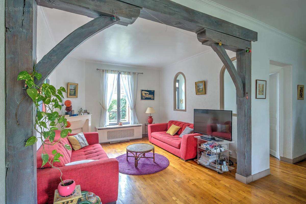 Maison à MORANGIS