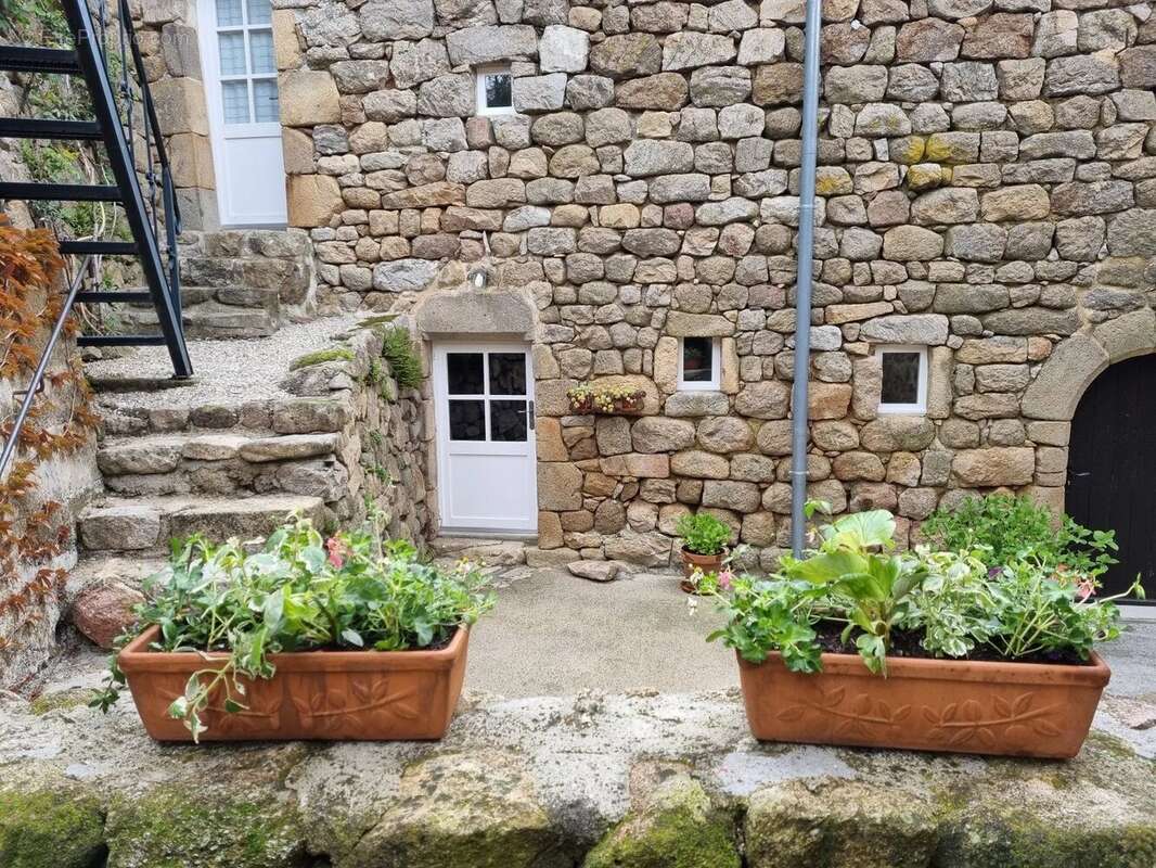 Appartement à PRIVAS