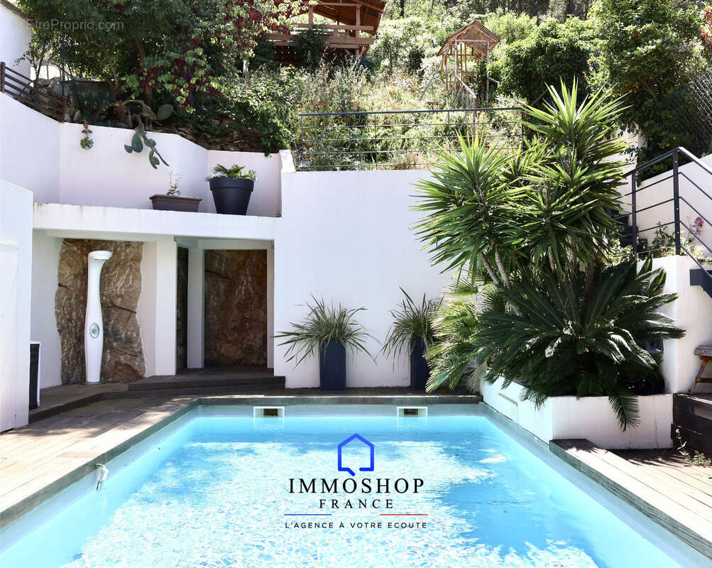 Maison à MARSEILLE-9E