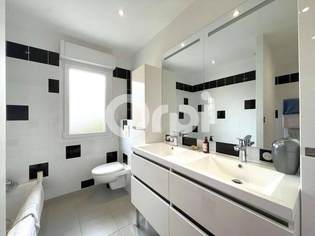 Maison à QUITTEBEUF