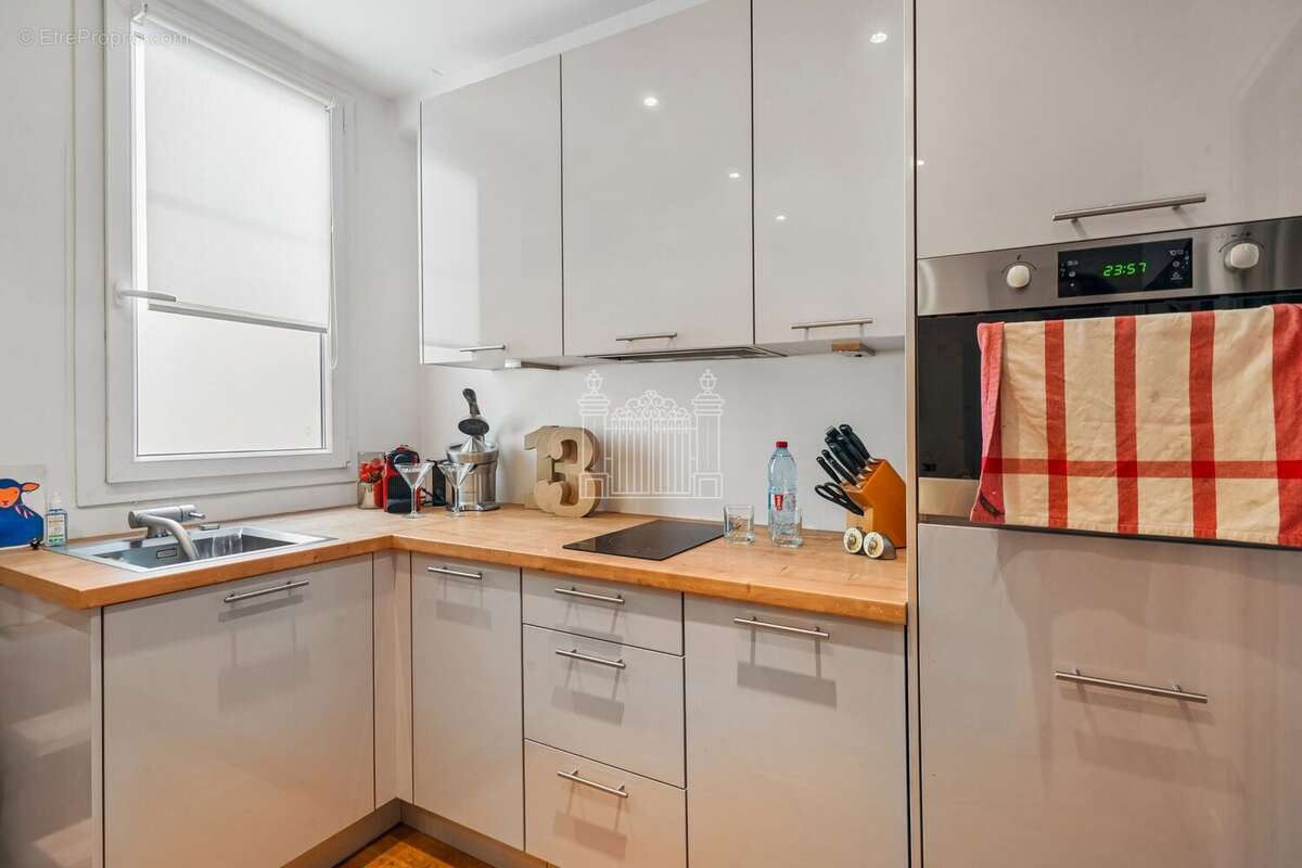Appartement à PARIS-6E