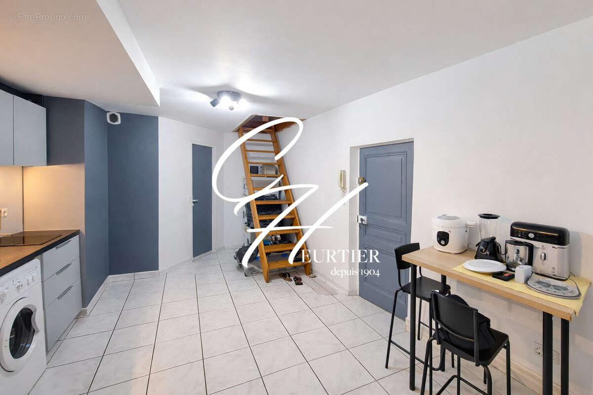 Appartement à RIVES