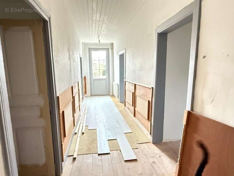 Maison à SAINT-VICTURNIEN