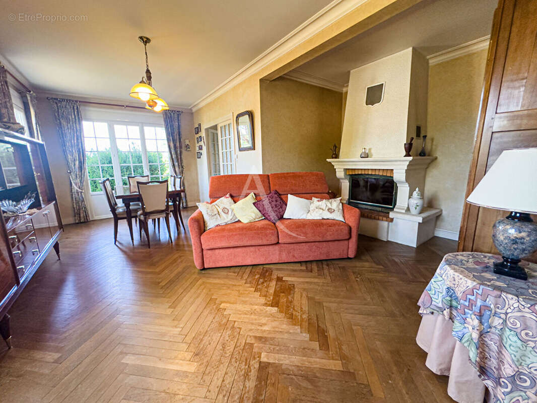 Maison à SAINT-REVEREND