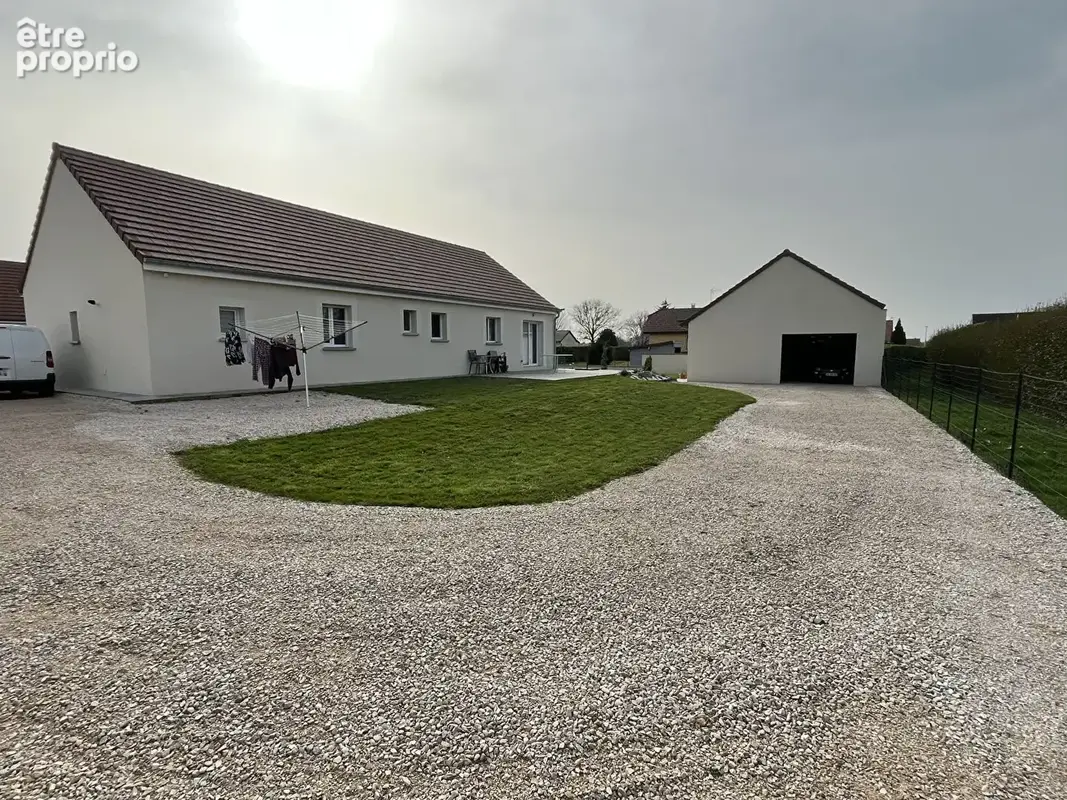 Photo Maison à Sornay au prix de 315 000€