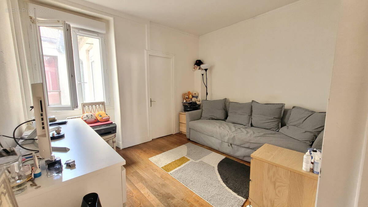 Appartement à NOGENT-SUR-MARNE