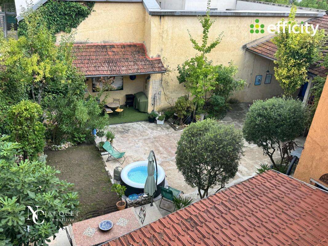 Maison à RILLIEUX-LA-PAPE