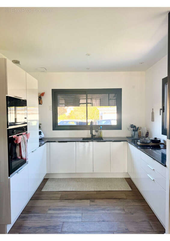 Maison à SAINT-BARTHELEMY-D&#039;ANJOU