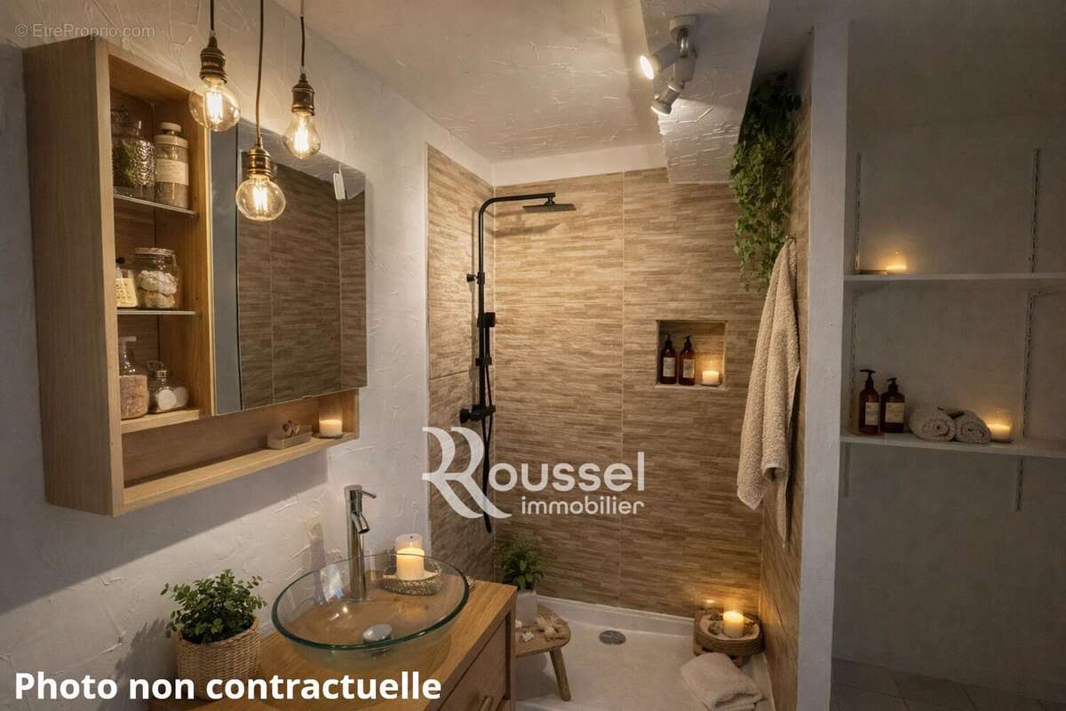 Maison à POUSSAN