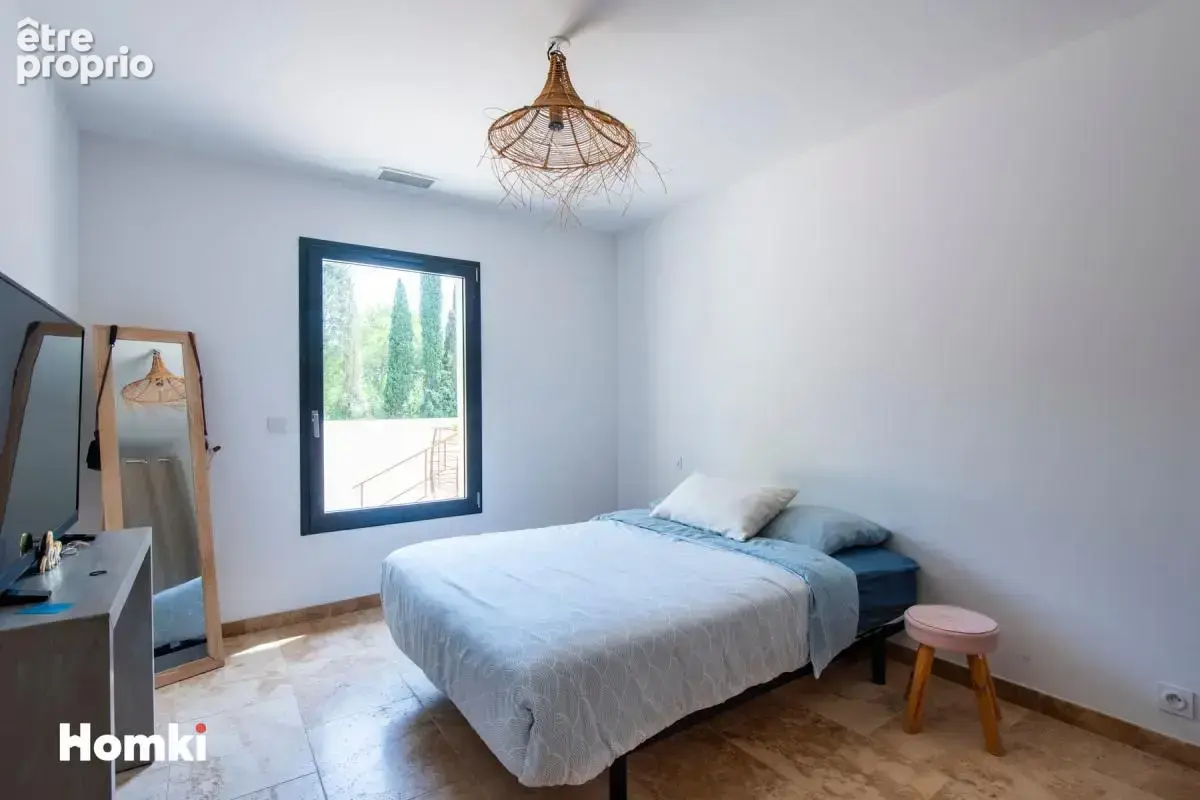 Maison/Villa T5 de 134 m² à L'Isle-sur-la-Sorgue 84800 - photo 15