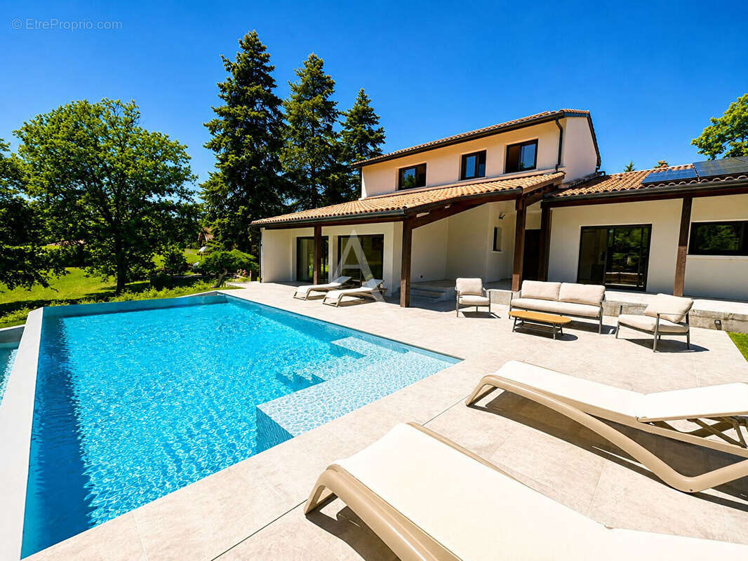Maison à COLOMIERS
