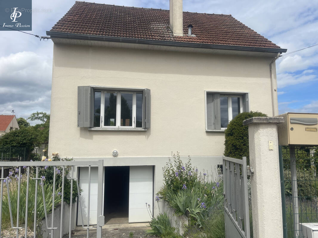 Maison à NUITS-SAINT-GEORGES